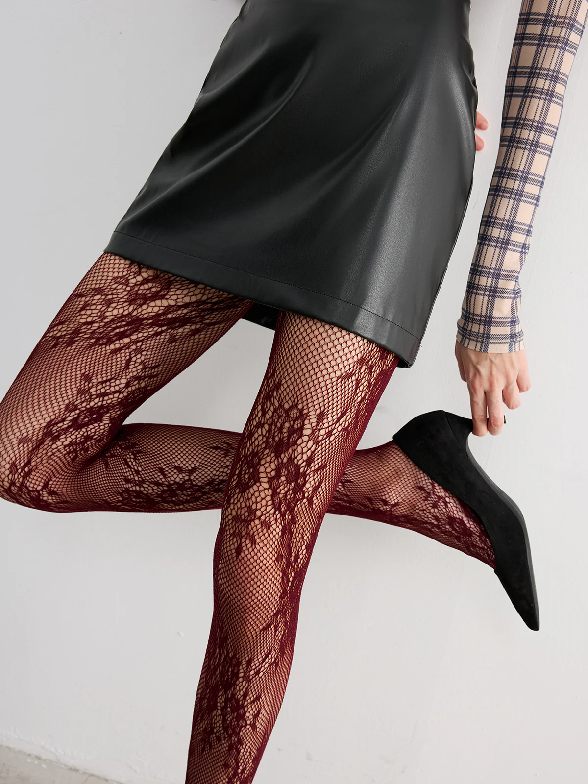 Floral Lace Fishnet Tights - Wholesalesil