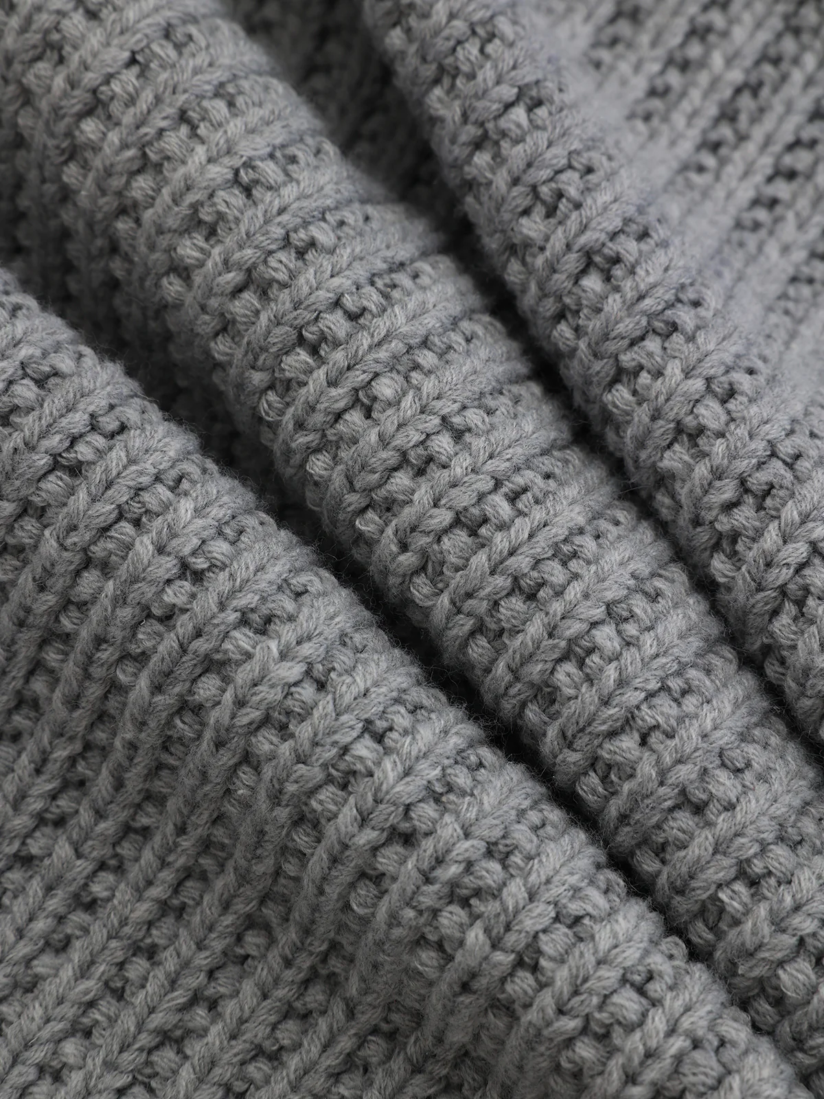 Collared Cable Knit Sweater - Wholesalesil