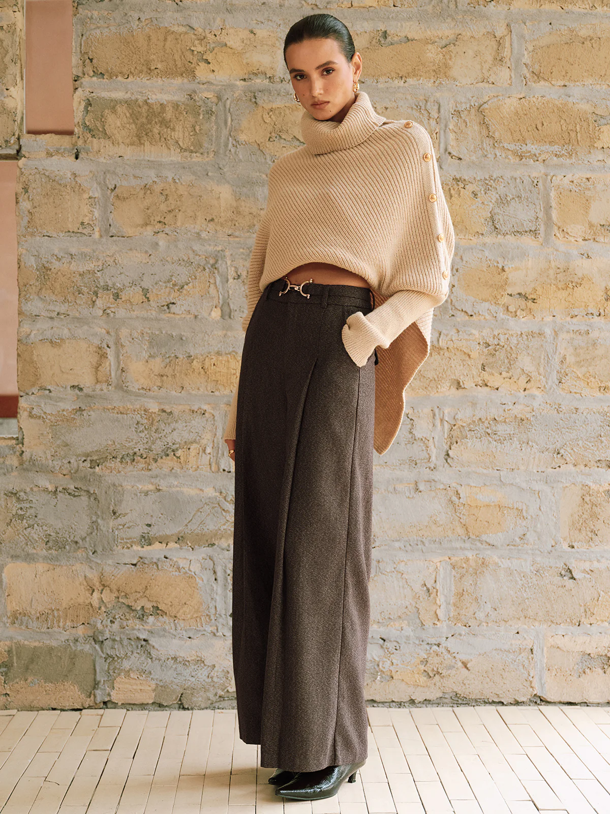 High-Waist Pleated Wide-Leg Pants - Wholesalesil