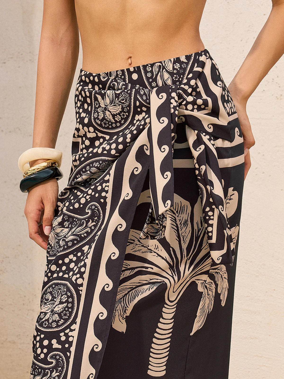 Palm Print Maxi Skirt With Paisley Border - Wholesalesil