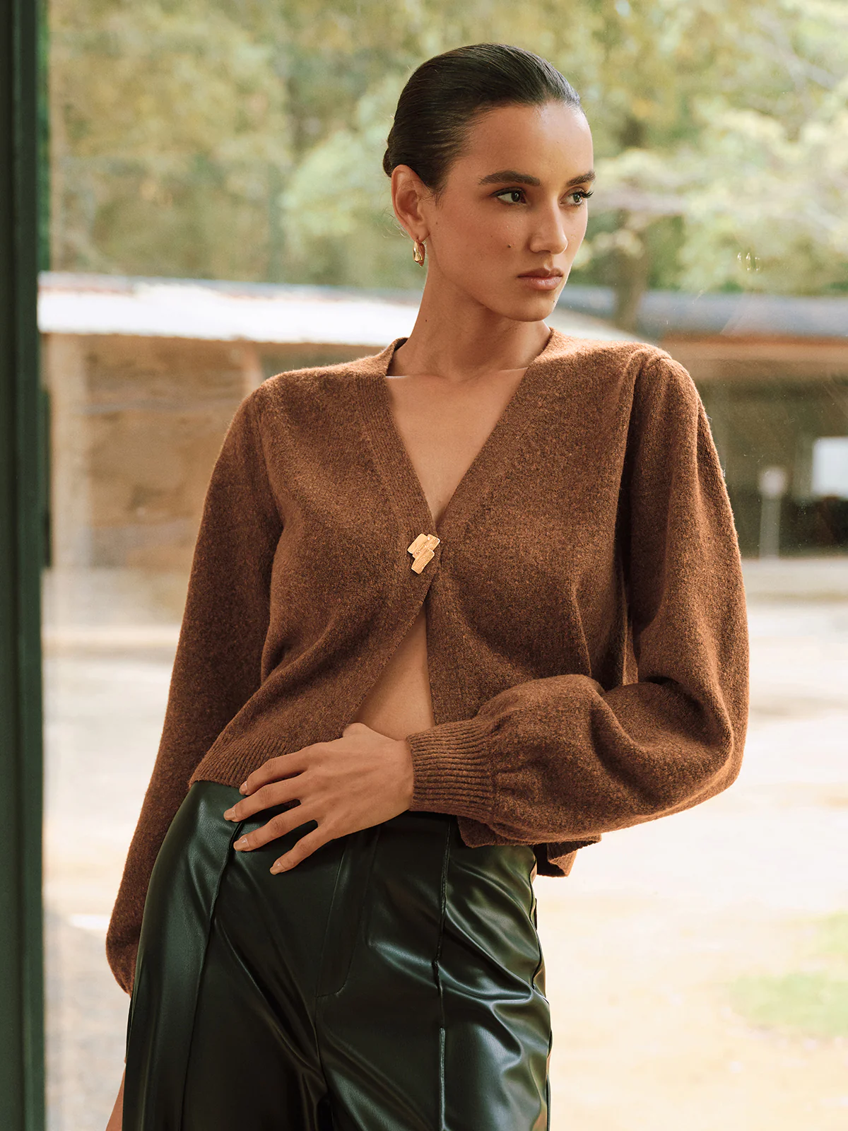 Metal Button V-Neck Knit Cardigan - Wholesalesil