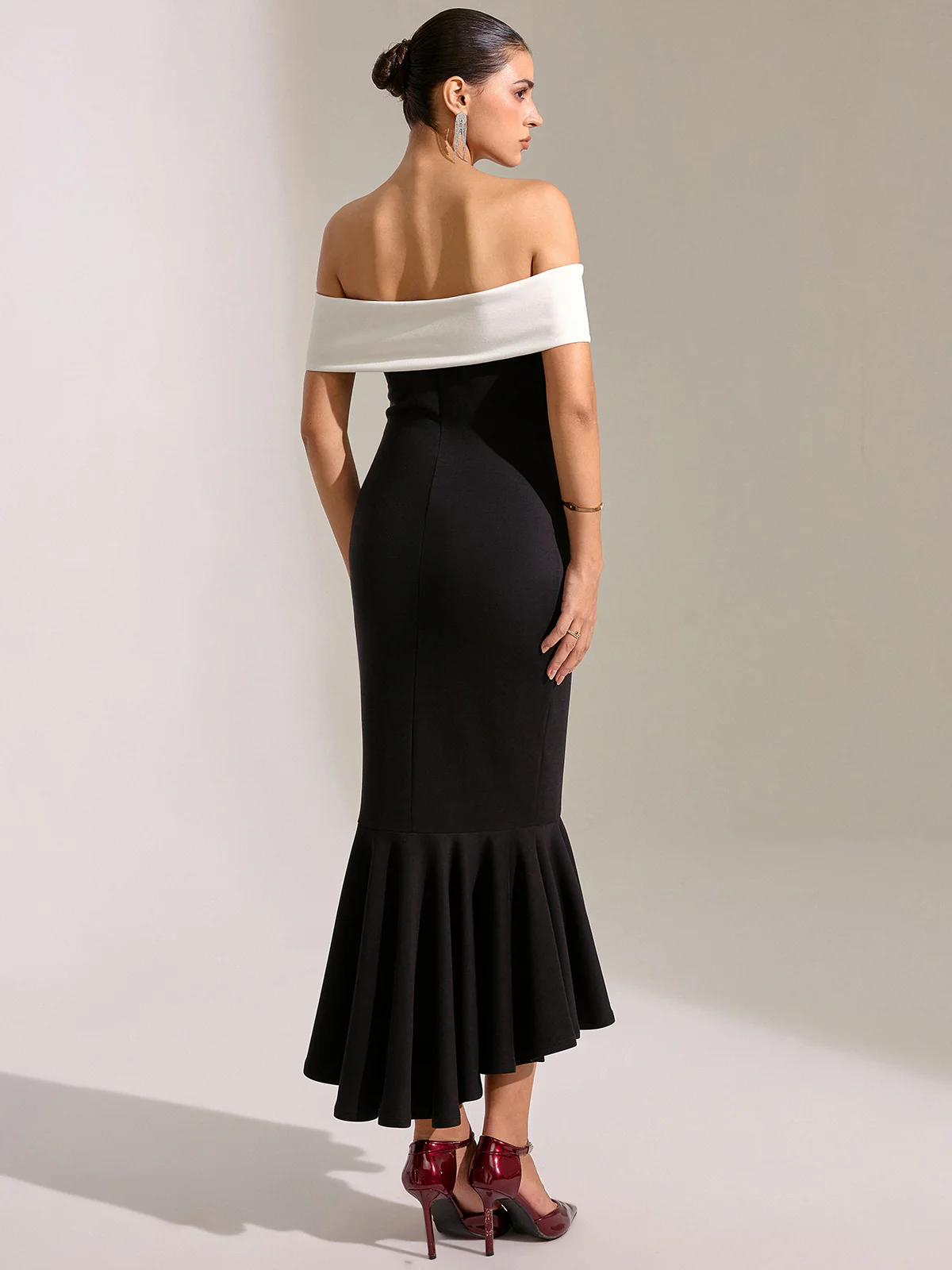 Bow Off-Shoulder Mermaid Midi Dress - Wholesalesil