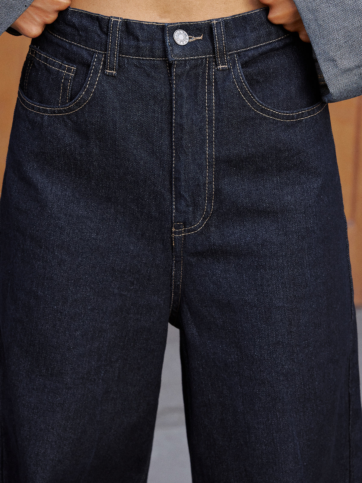 High-Waist Cuffed Wide-Leg Jeans - Wholesalesil