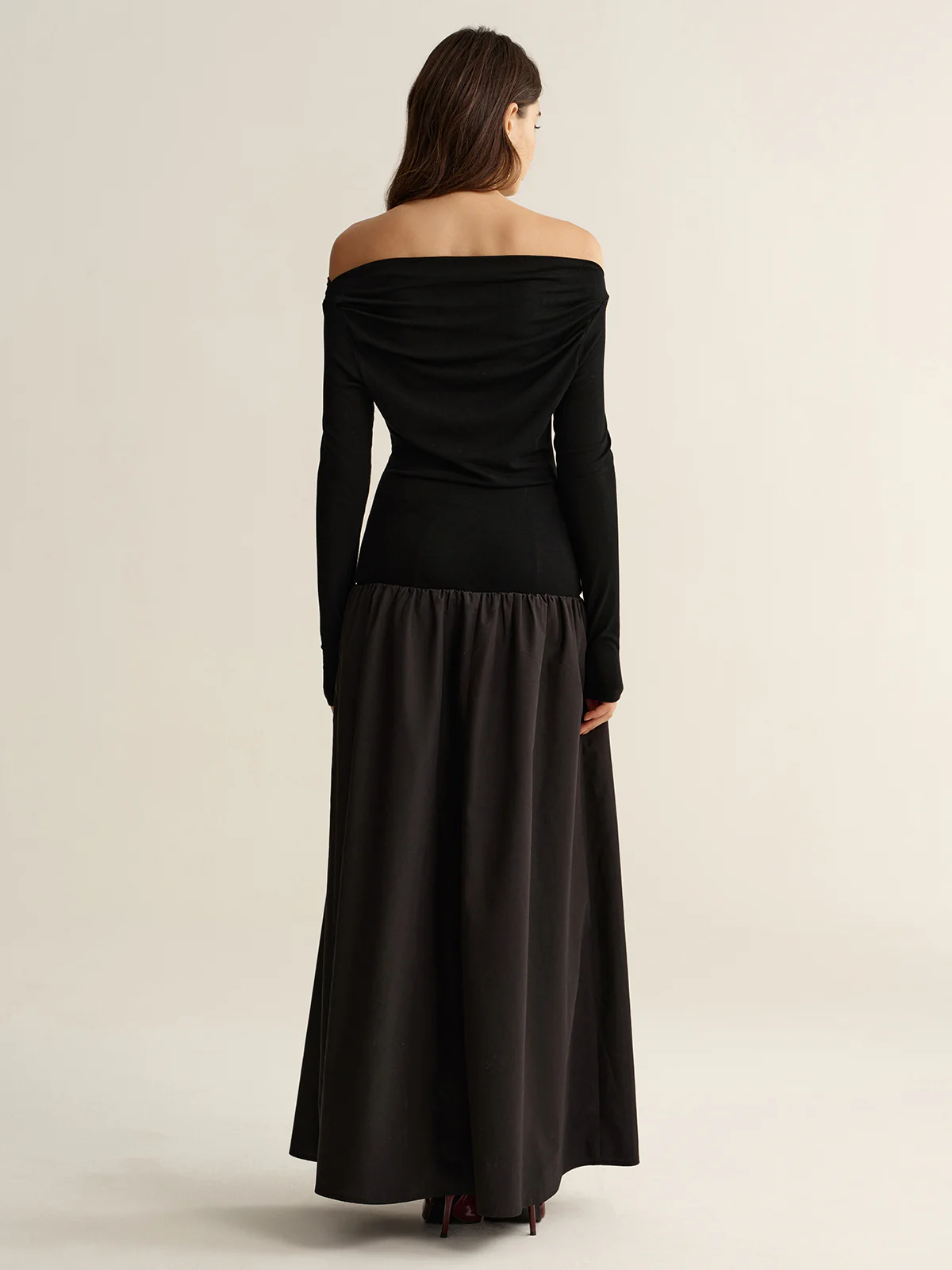 Off-Shoulder Long-Sleeve Maxi Dress - Wholesalesil