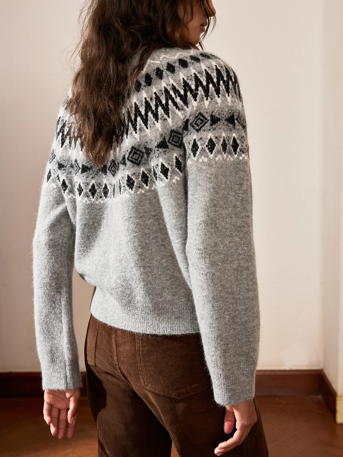 Fair Isle Pattern Crew Neck Knit Sweater - Wholesalesil