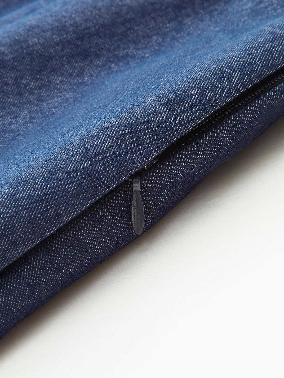 Faux Denim Shorts with Metal Chain Belt - Wholesalesil