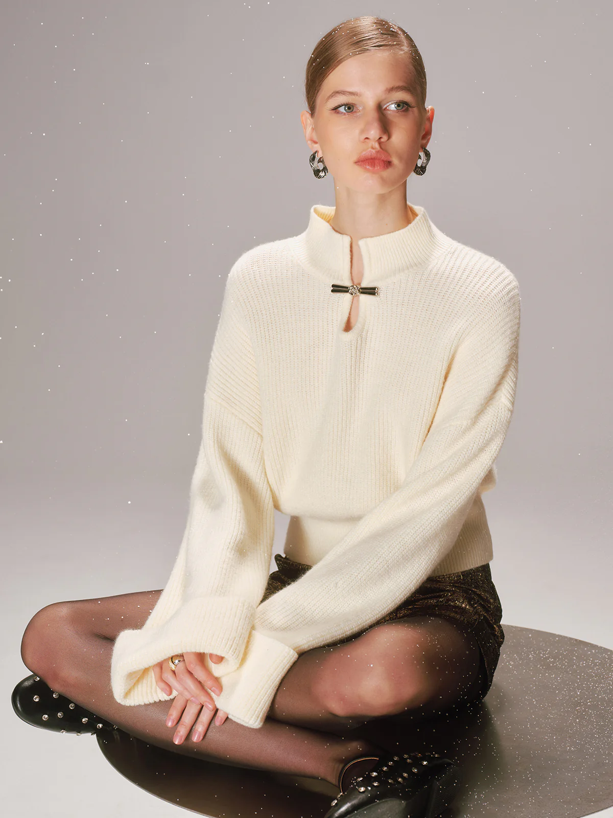 Metal Knot Detail Cuffed Sleeve Sweater - Wholesalesil