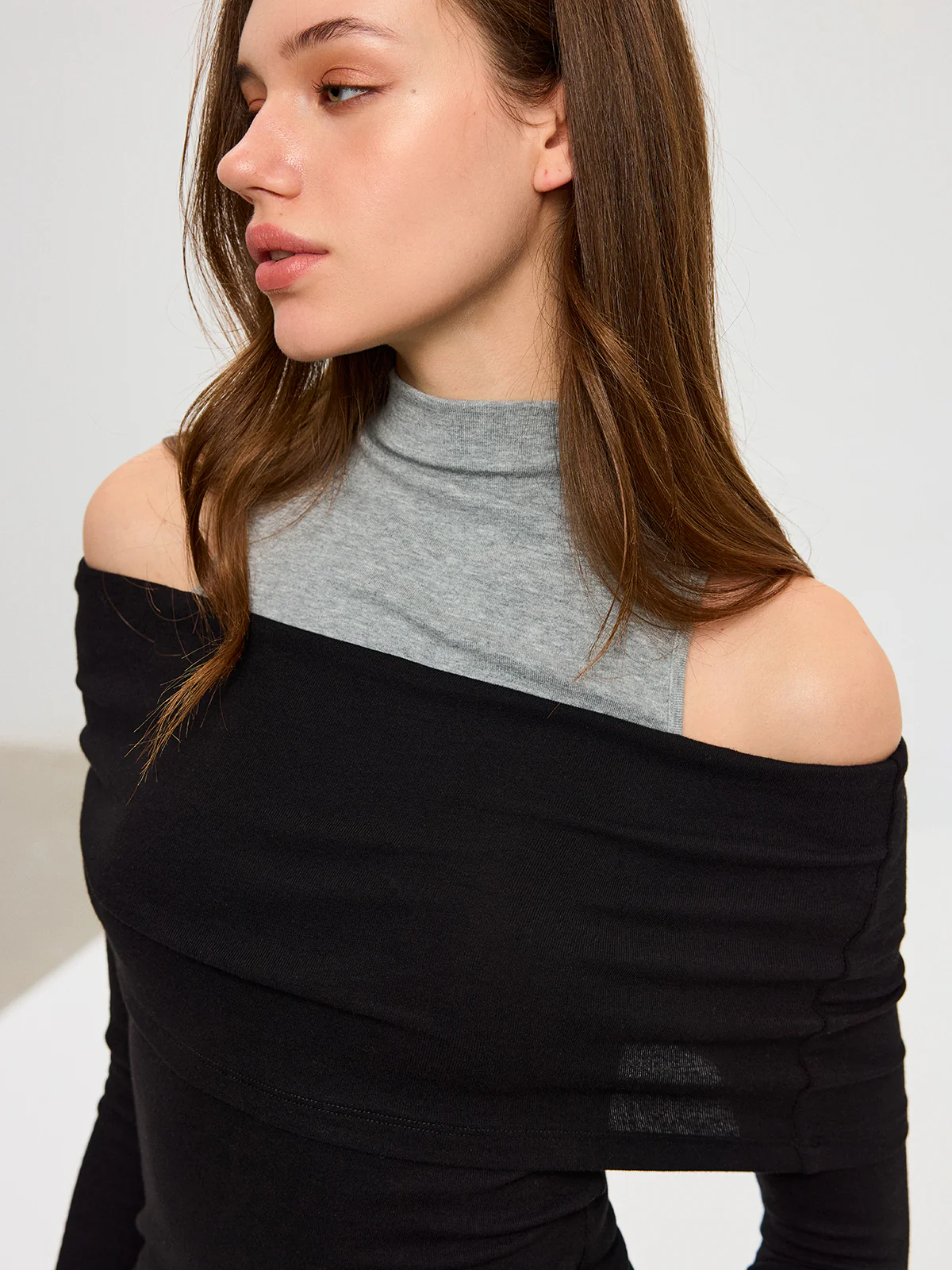 2 in 1 Contrast Panel Mock Neck Long Sleeve T-Shirt - Wholesalesil