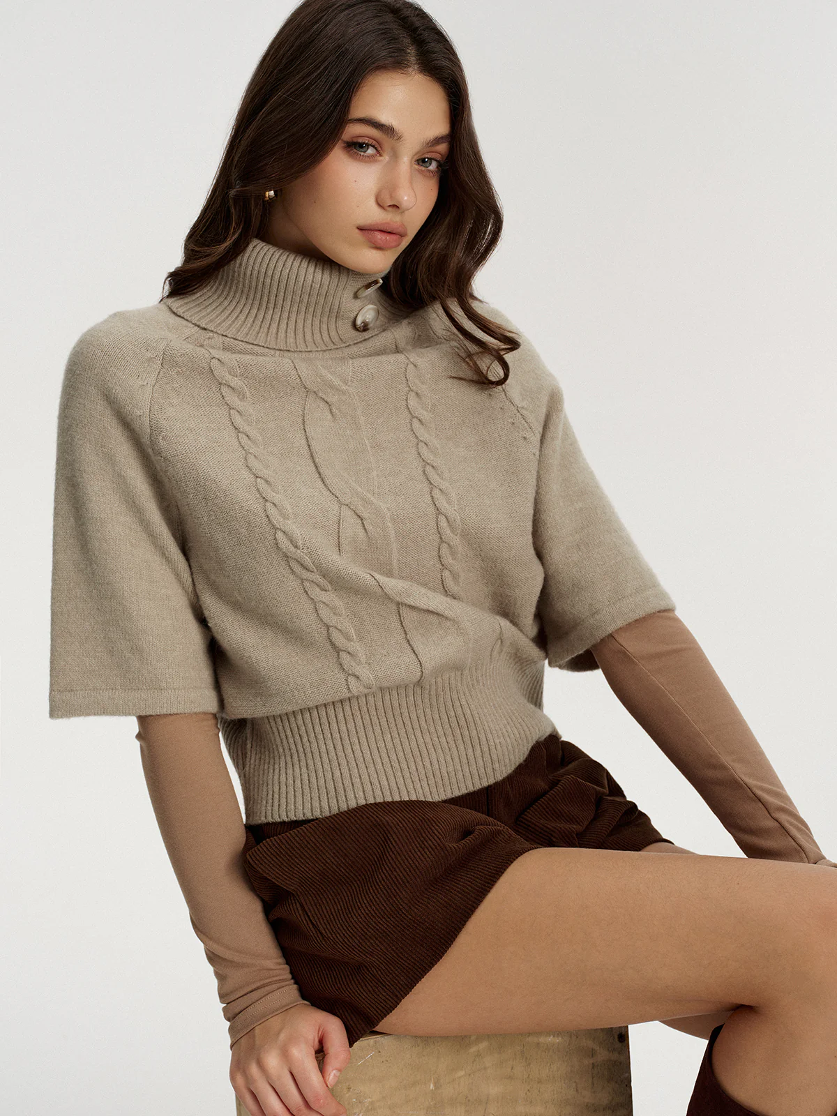 Turtleneck Cable Knit Short Sleeve Sweater without Belt - Wholesalesil