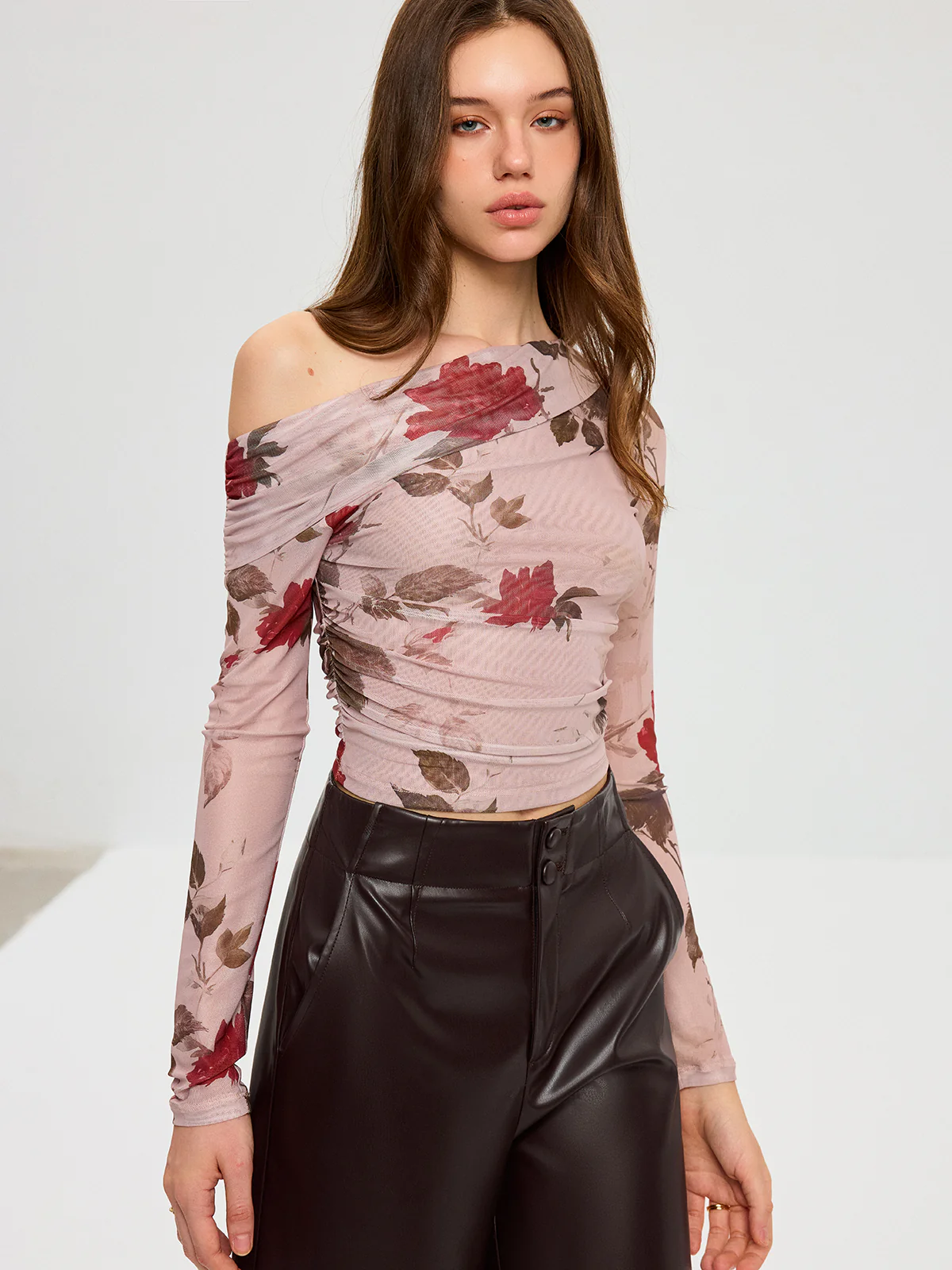 Floral Print Off-Shoulder Mesh T-Shirt - Wholesalesil