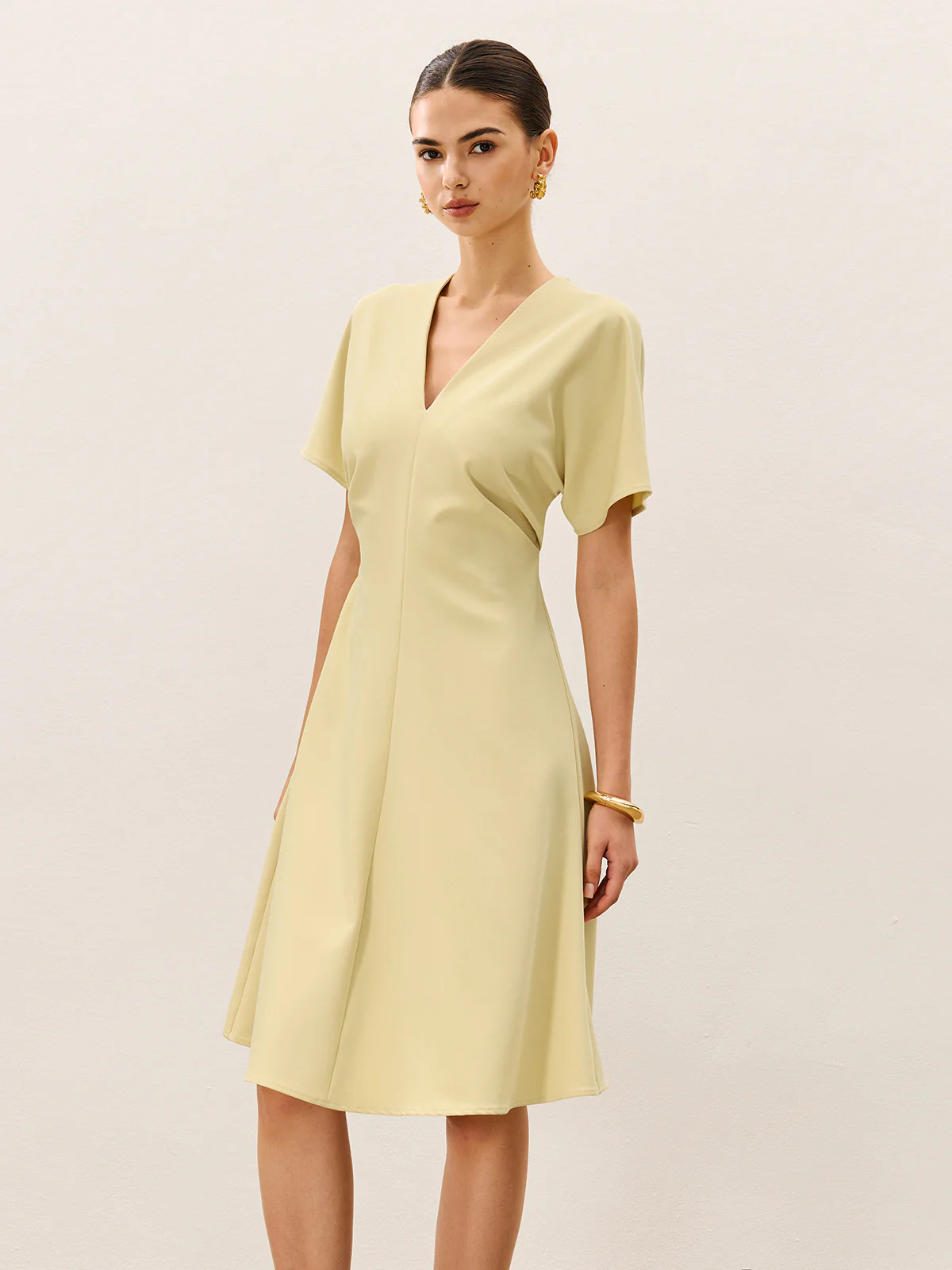 V-Neck Short Sleeve Midi Dress - Wholesalesil