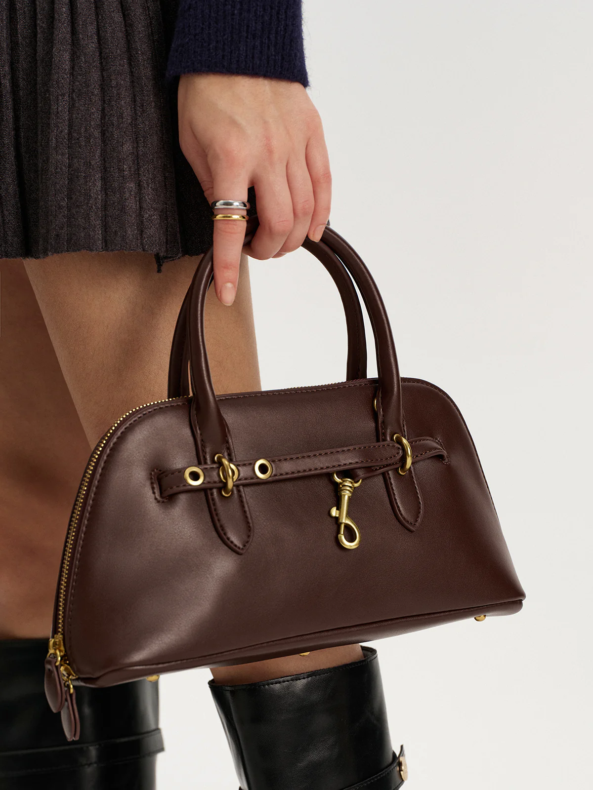 Metal Accent Vintage Shell Bag - Wholesalesil