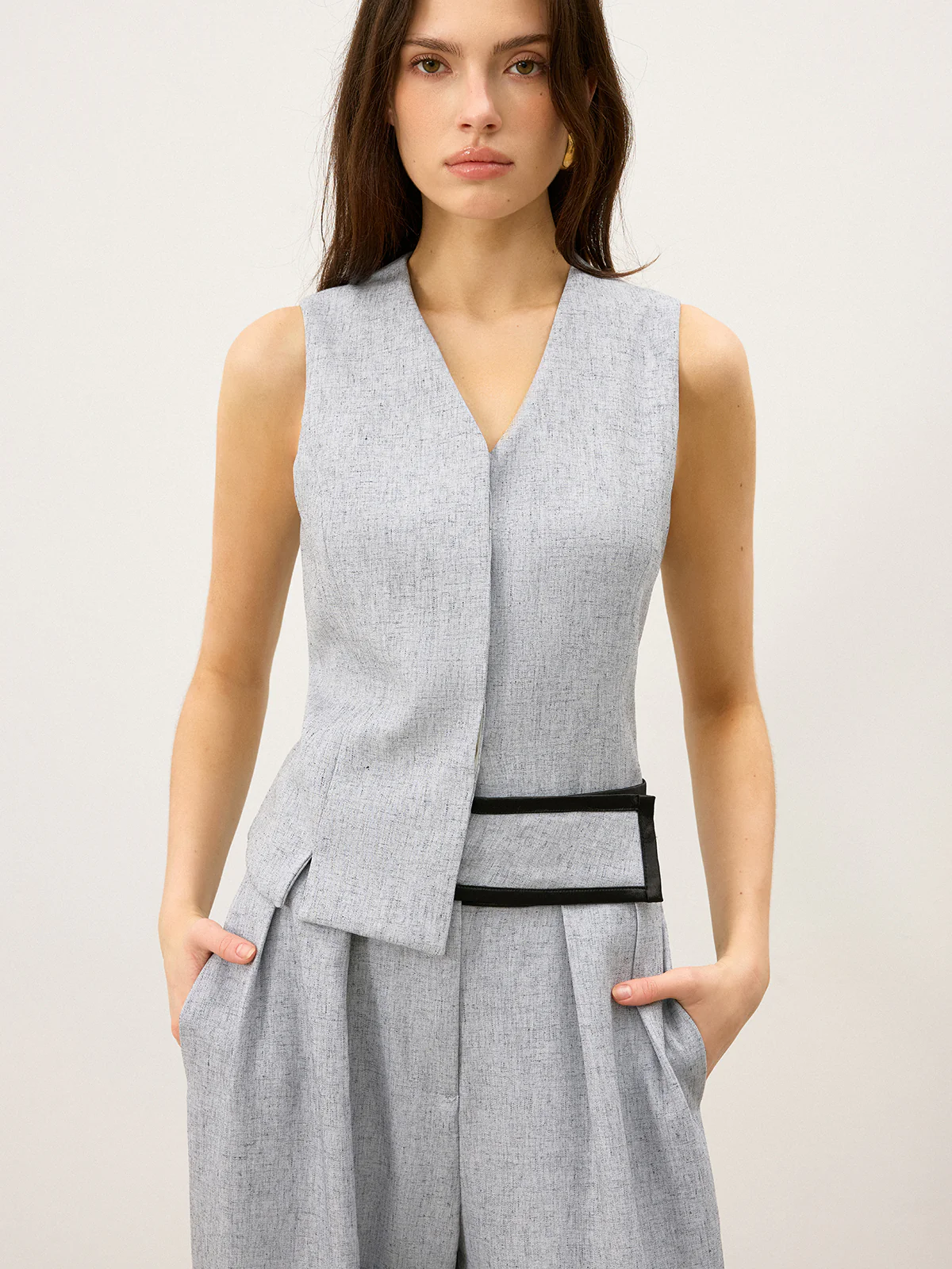 Back Buttons Slit Hem Vest - Wholesalesil