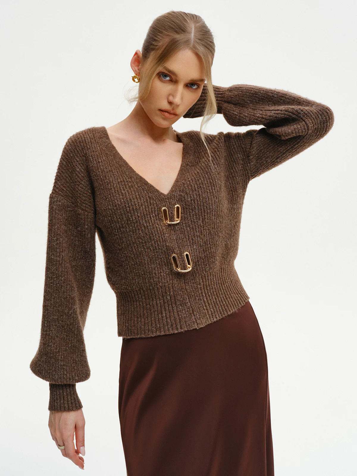 Wool-Blend V-Neck Sweater - Wholesalesil