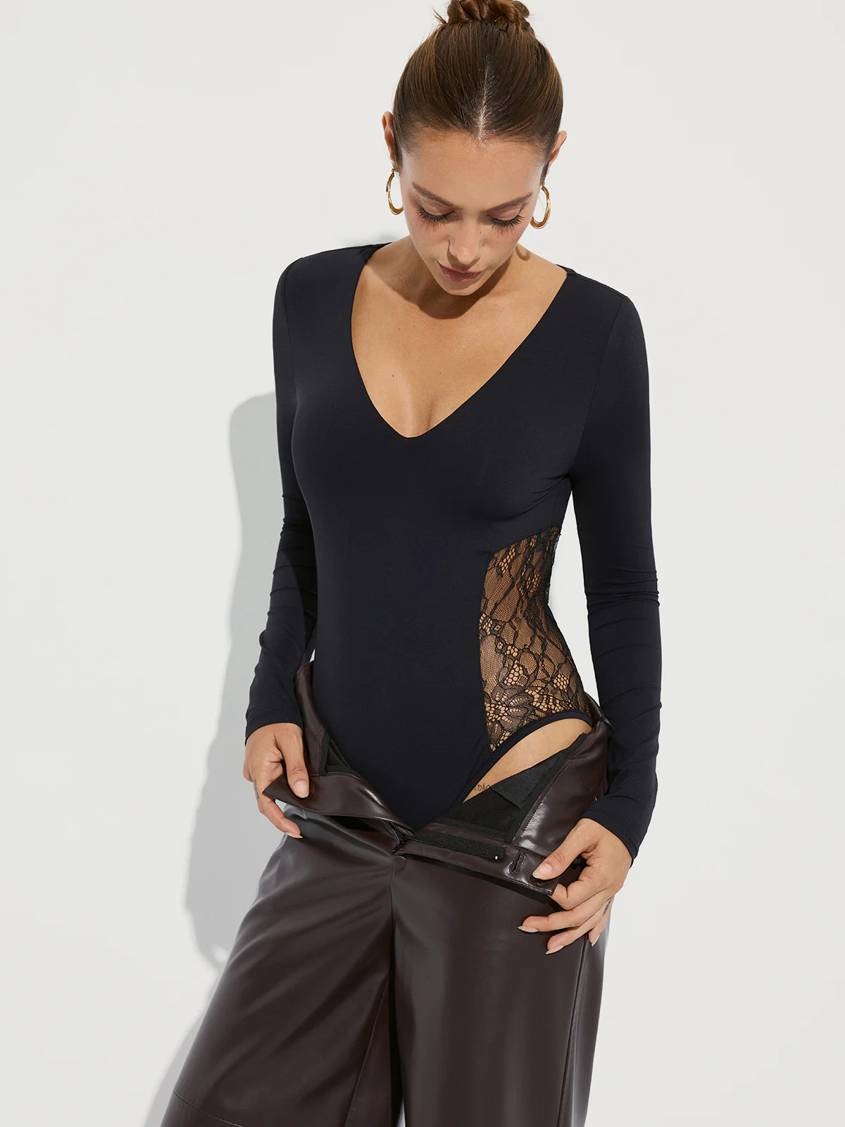 Bra-Free Deep V-Neck Lace Panel Bodysuit - Wholesalesil