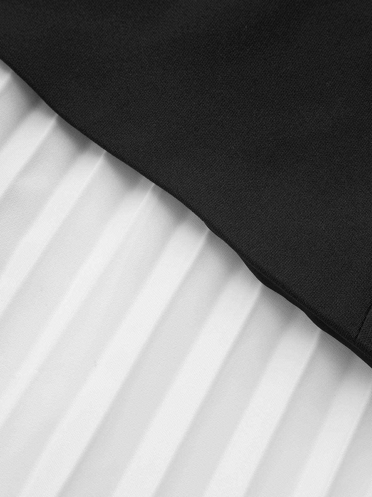 Color-Block Off-Shoulder Pleated Maxi Dress - Wholesalesil