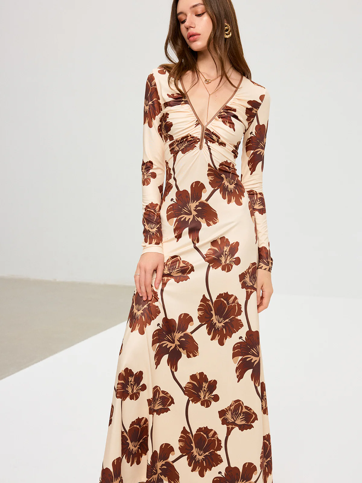 Floral Print V-Neck Maxi Dress - Wholesalesil