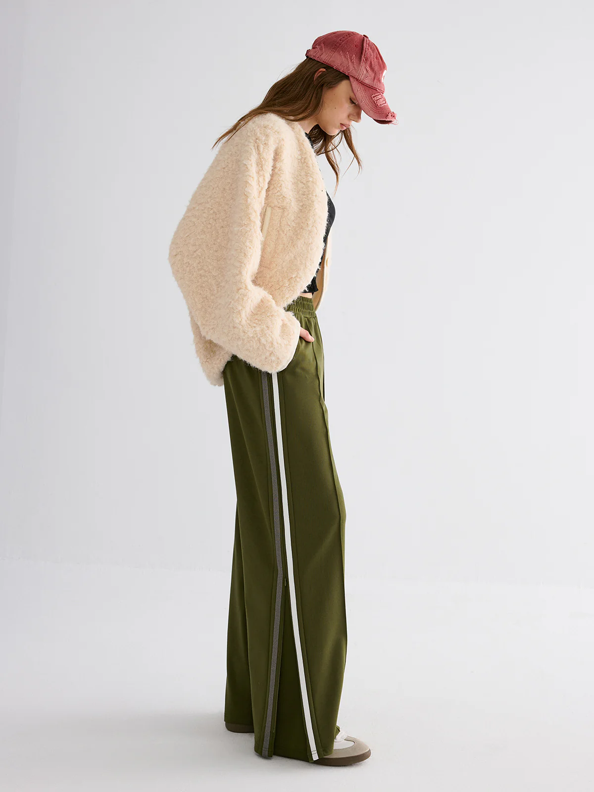 Side Stripe Slit Sweatpants - Wholesalesil